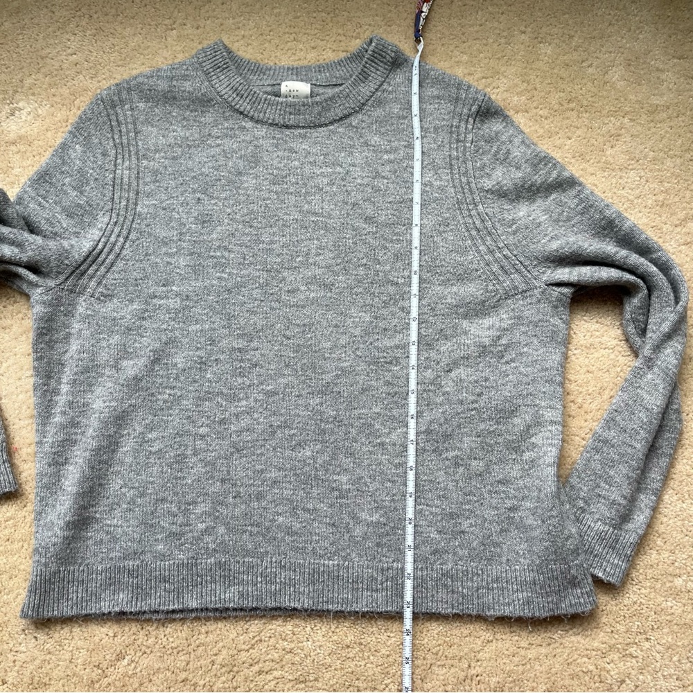 A New Day Women's Gray Boxy Crewneck Sweater - Size L - VGUC - Stretch - Picture 5 of 6